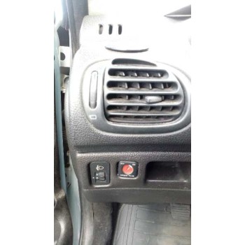 peugeot 206 berlina del año 2003