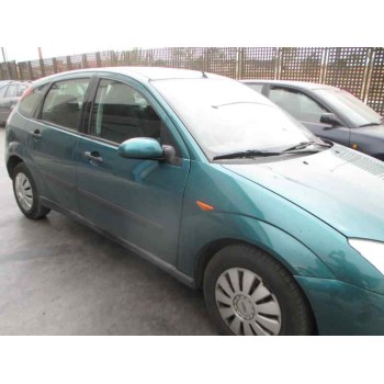ford focus berlina (cak) del año 2001