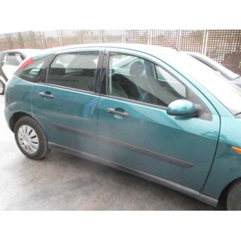 ford focus berlina (cak) del año 2001