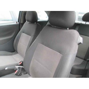 opel corsa c del año 2004