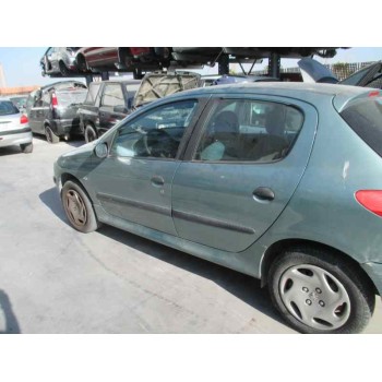peugeot 206 berlina del año 2000