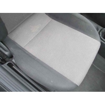 opel corsa c del año 2004