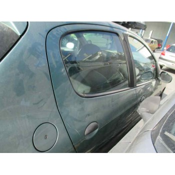 peugeot 206 berlina del año 2000