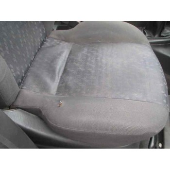 ford focus berlina (cak) del año 2001