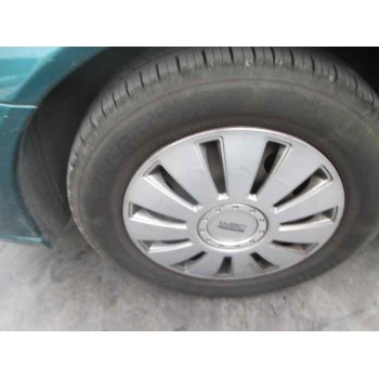 ford focus berlina (cak) del año 2001