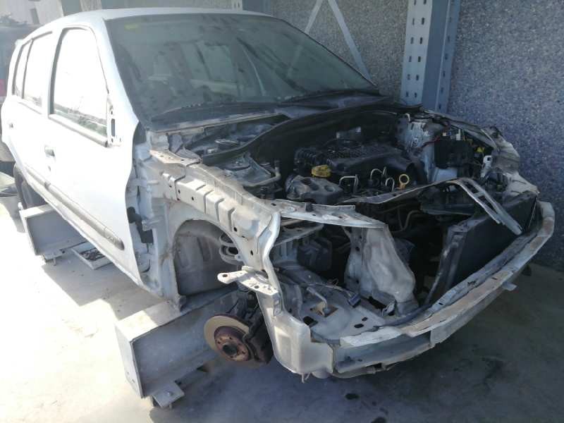 RENAULT CLIO II FASE II (B/CB0)