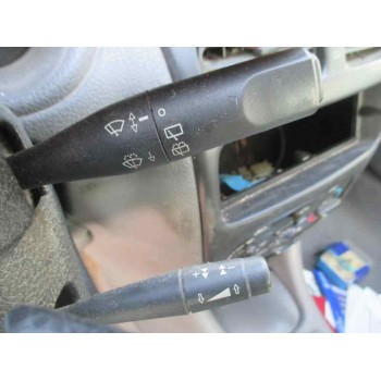 peugeot 206 berlina del año 2000