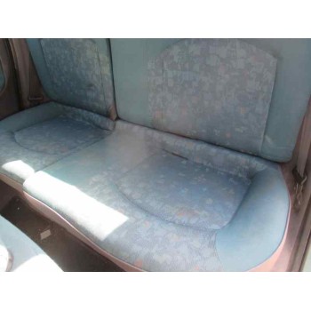 peugeot 206 berlina del año 2000