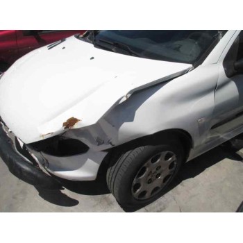 peugeot 206 berlina del año 2004