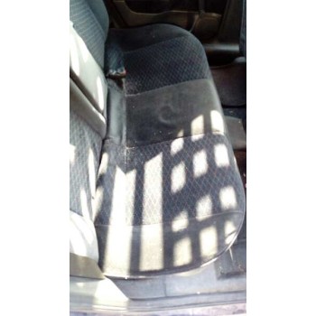 opel astra g berlina del año 2000