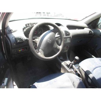 peugeot 206 berlina del año 2004