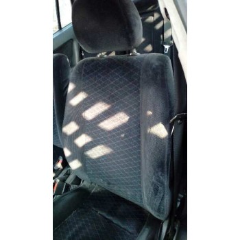 opel astra g berlina del año 2000