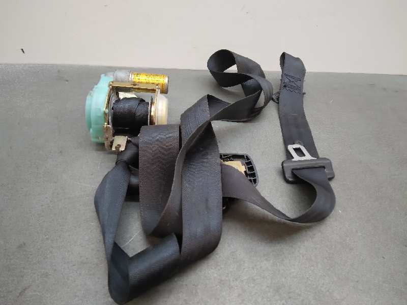 Recambio de pretensor airbag derecho para hyundai coupe (gk) 1.6 fx referencia OEM IAM 88810202C000  