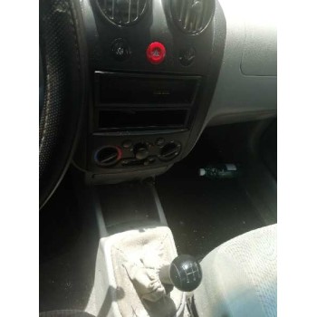 daewoo kalos del año 2004