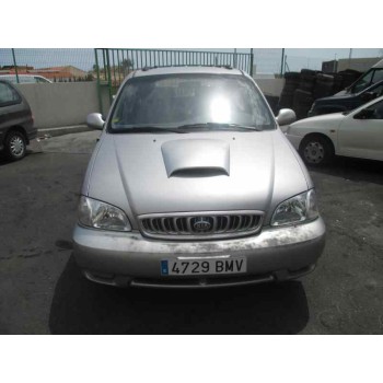 kia carnival del año 2001