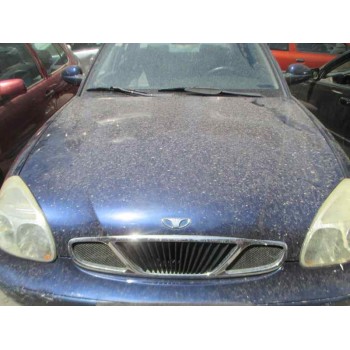 daewoo nubira berlina del año 2000