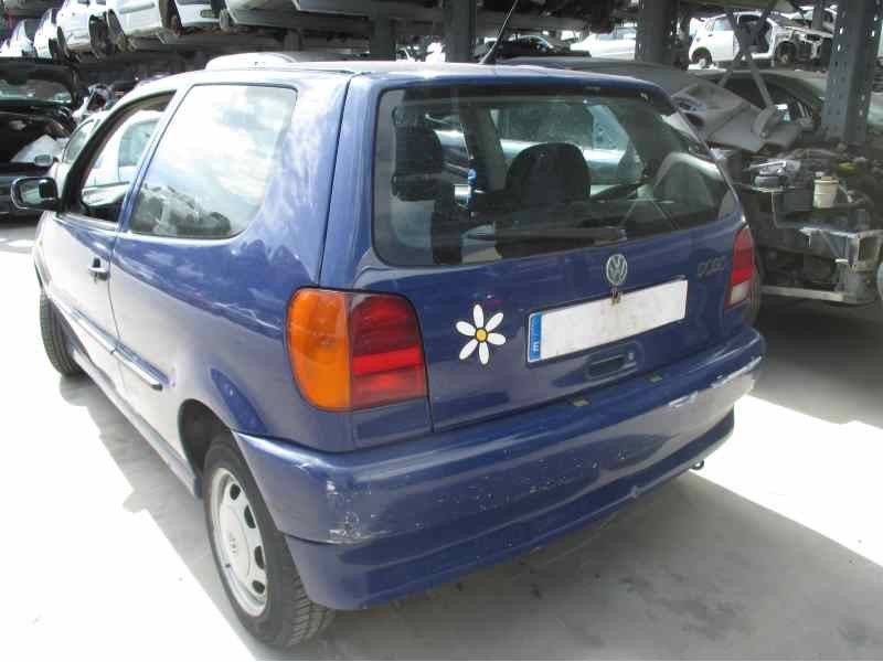 VOLKSWAGEN POLO BERLINA (6N1)