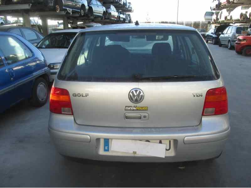 volkswagen golf iv berlina (1j1) del año 2000