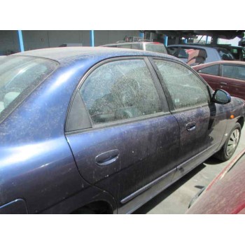 daewoo nubira berlina del año 2000