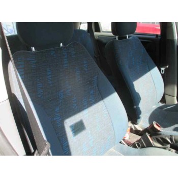 opel corsa c del año 2001