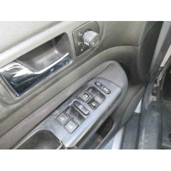 volkswagen golf iv berlina (1j1) del año 2000