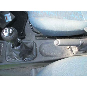 opel corsa c del año 2001