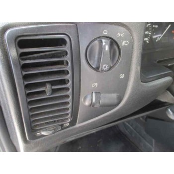 volkswagen polo berlina (6n1) del año 1996