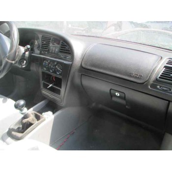 daewoo nubira berlina del año 2000