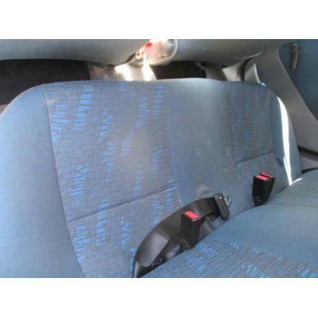 opel corsa c del año 2001