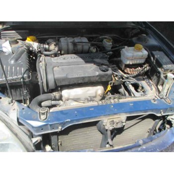 daewoo nubira berlina del año 2000