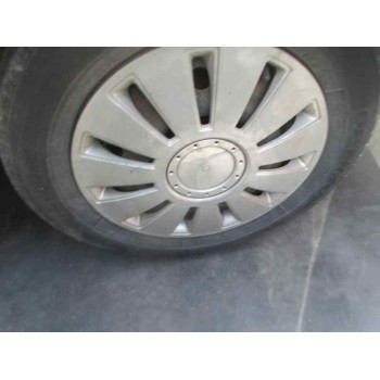 daewoo nubira berlina del año 2000