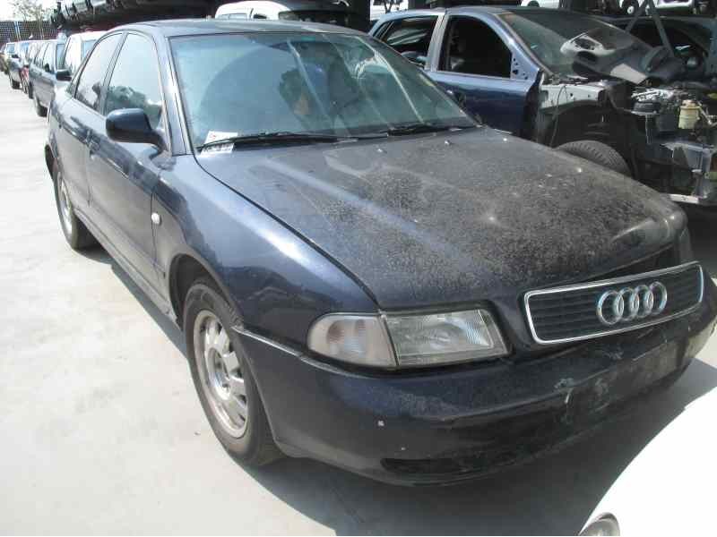 AUDI A4 BERLINA (B5)