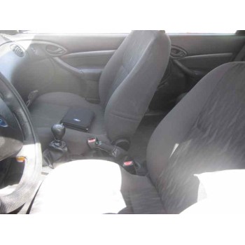 ford focus berlina (cak) del año 2004