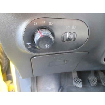 seat ibiza (6l1) del año 2003