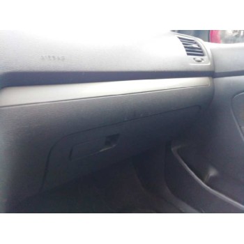 volkswagen golf v berlina (1k1) del año 2004