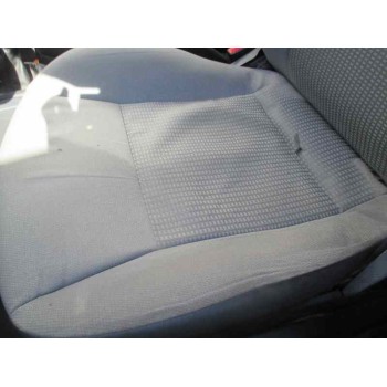 seat ibiza (6l1) del año 2003