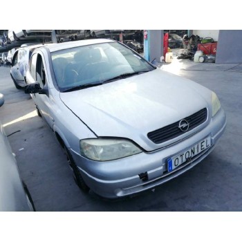 opel astra g berlina del año 2001