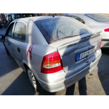 opel astra g berlina del año 2001