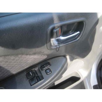 toyota avensis berlina (t 22) del año 2002