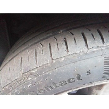 toyota avensis berlina (t25) del año 2004