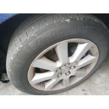 toyota avensis berlina (t25) del año 2004