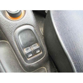 peugeot 206 berlina del año 1999