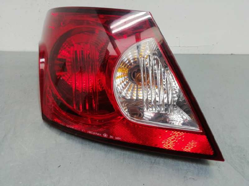 Recambio de piloto trasero izquierdo para chrysler sebring berlina 2.0 crd cat referencia OEM IAM 05303987AD 05303989AD 