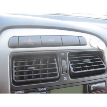 toyota avensis berlina (t 22) del año 2002