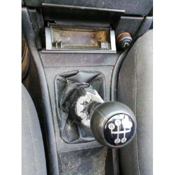 opel astra g berlina del año 2001