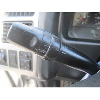 toyota avensis berlina (t 22) del año 2002