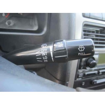 toyota avensis berlina (t 22) del año 2002