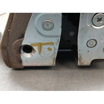 Recambio de cerradura puerta trasera derecha para lexus is iii (_e3_) 300h (ave30_) referencia OEM IAM a046693 8 pines 