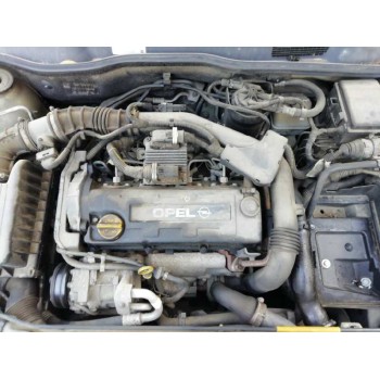 opel astra g berlina del año 2001