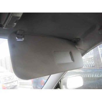 toyota avensis berlina (t 22) del año 2002